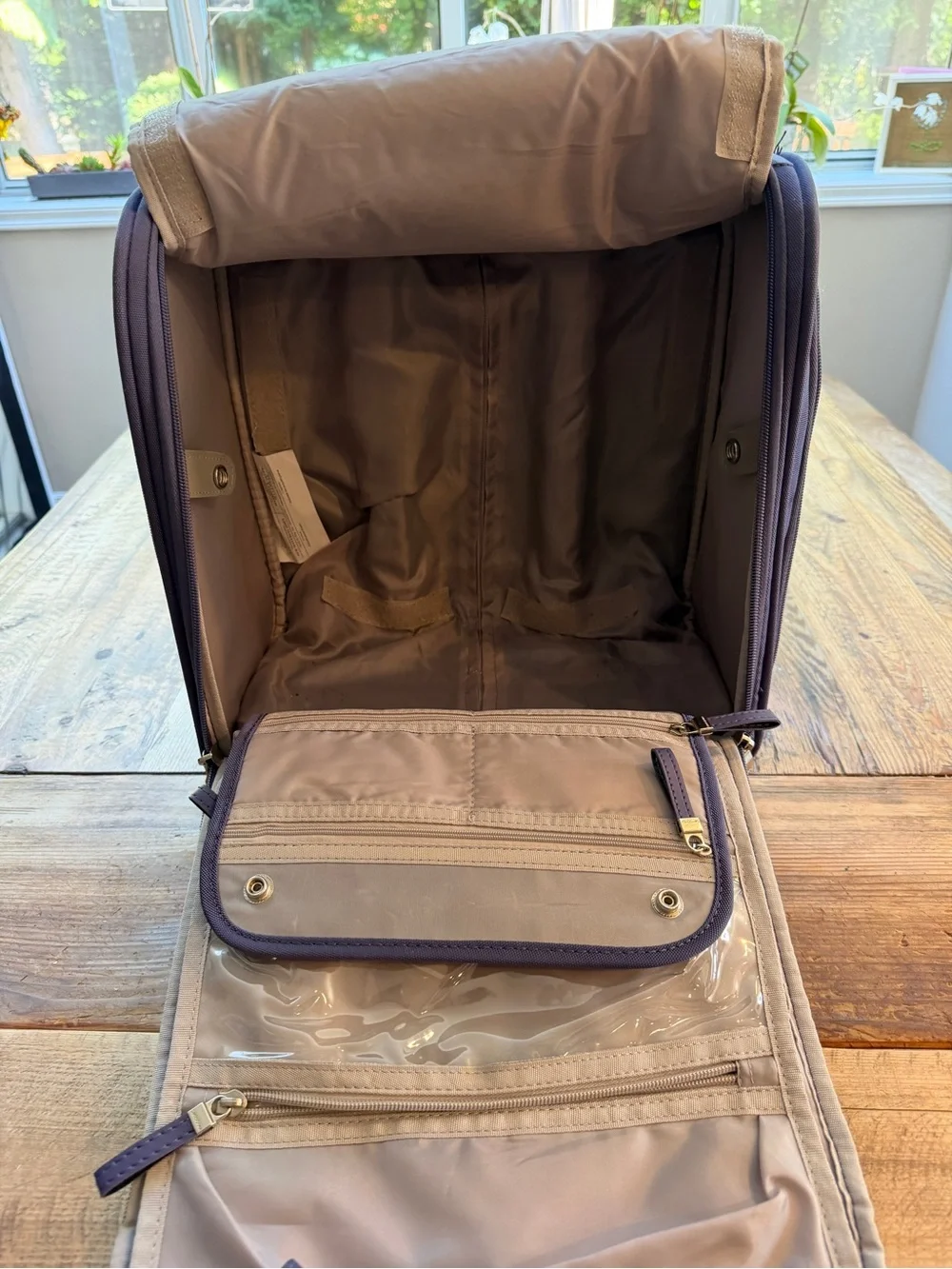 Samsonite Travel Organizer Bag in Deep Purple